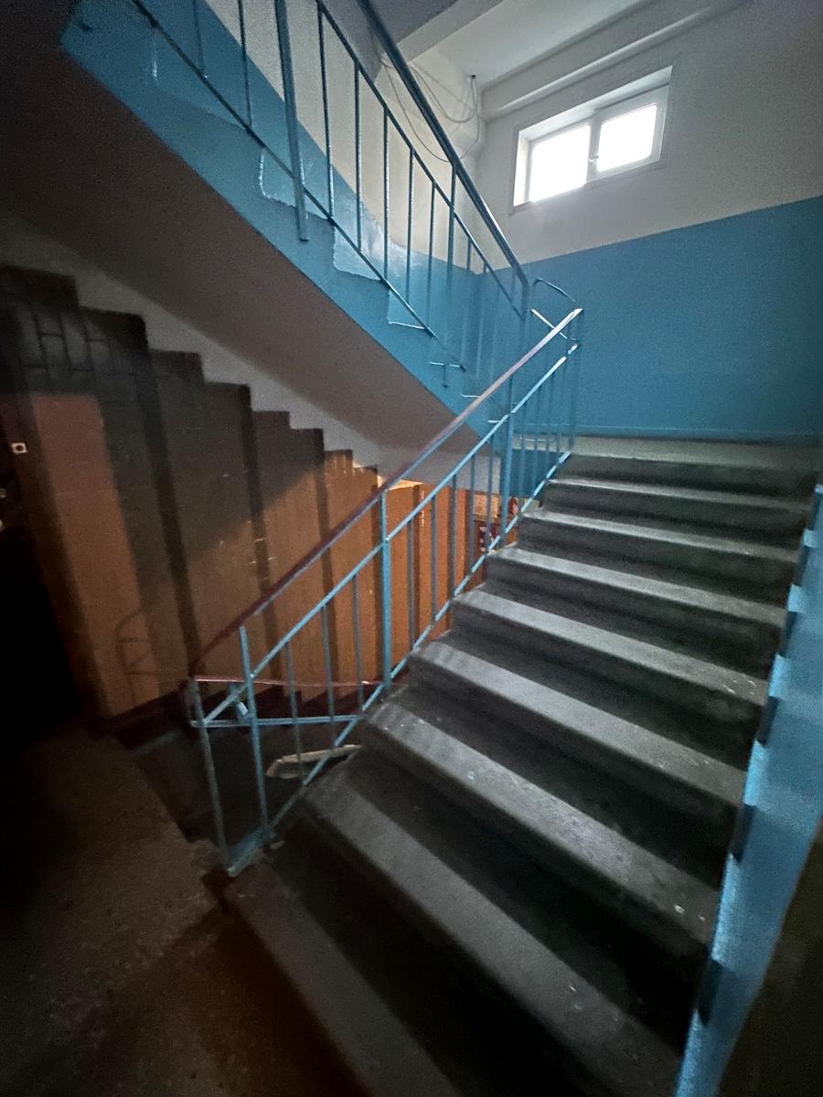 1864599966444569