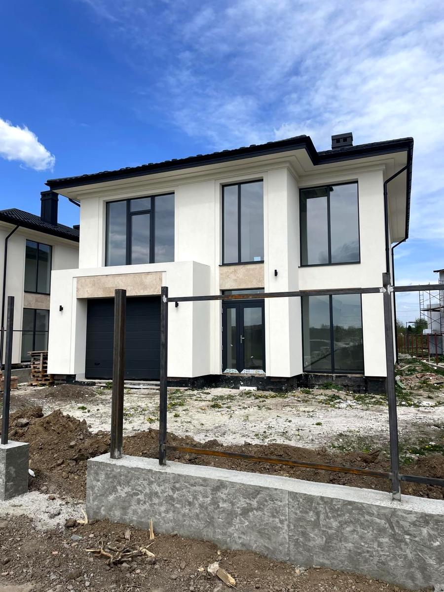 1864603186563850