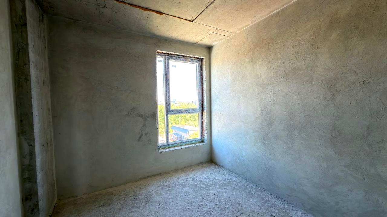 1864608263518369