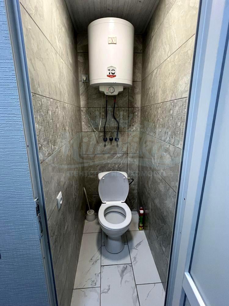 1864610021112192