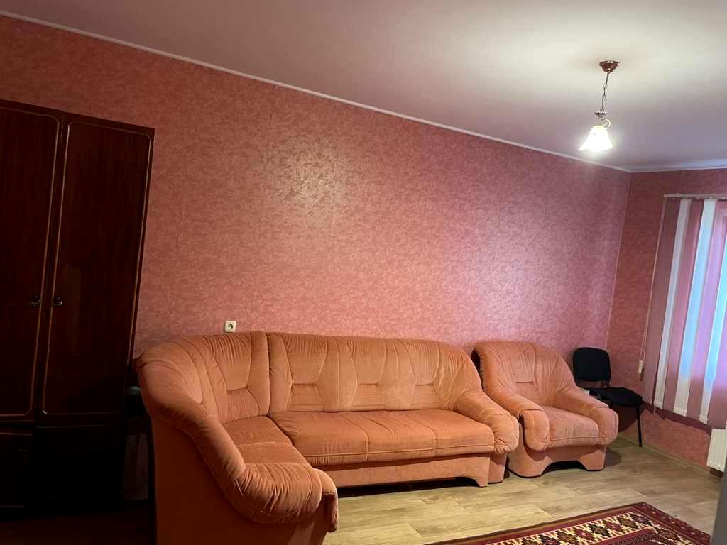 1864612107930177