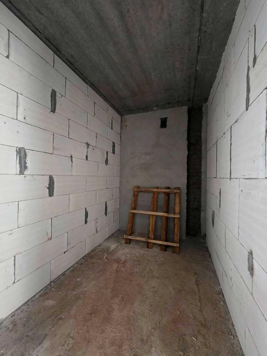 1864612463134013