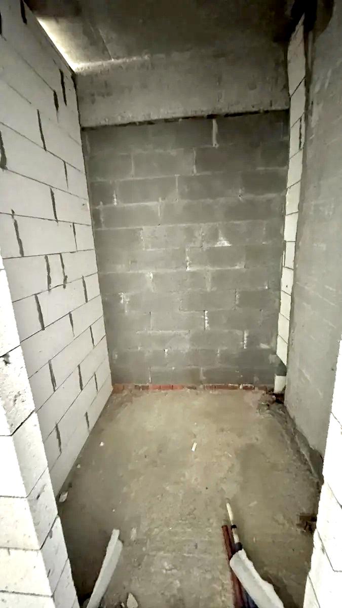1864612768900663