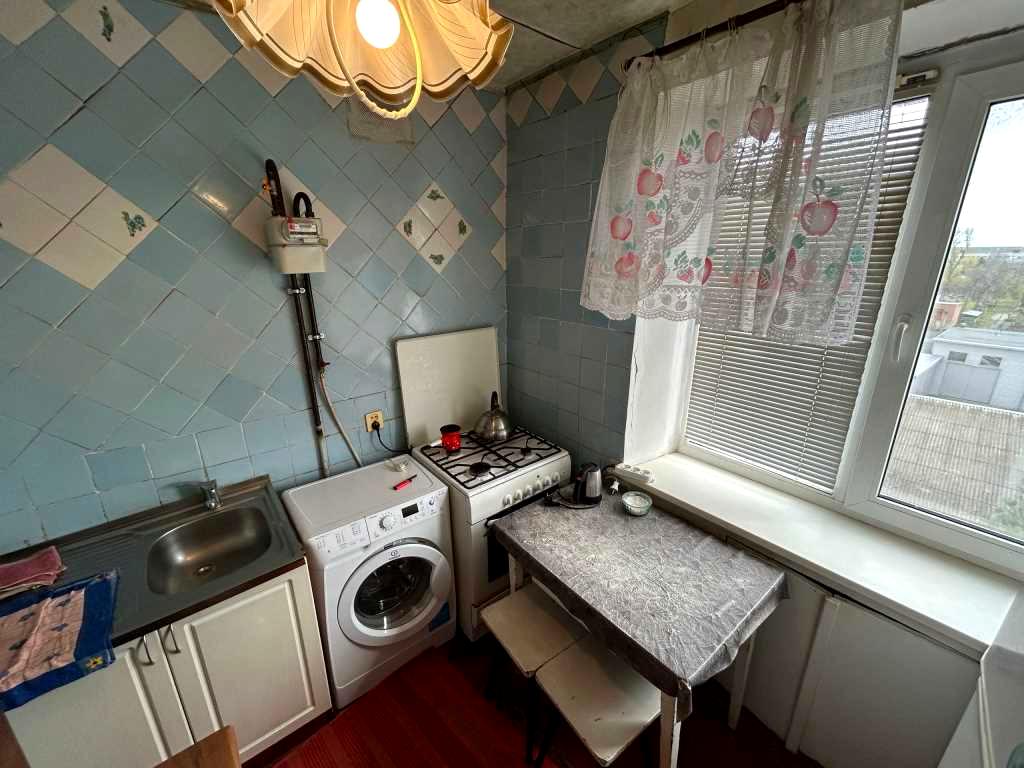 1864614606839514