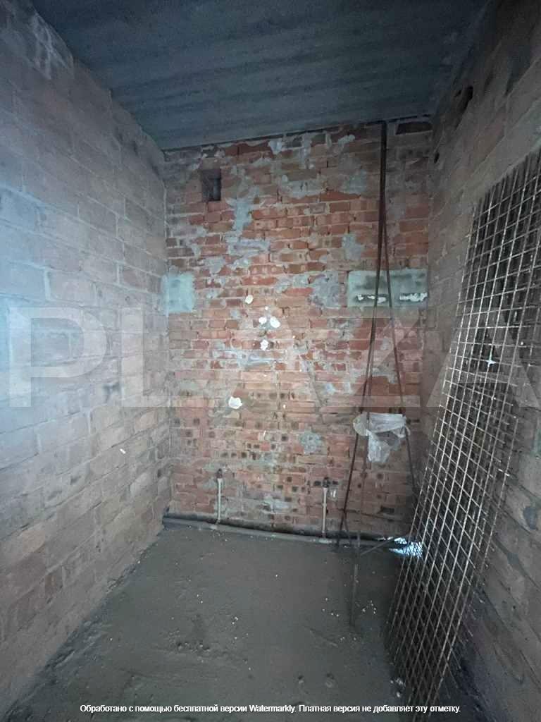 1864615781665431