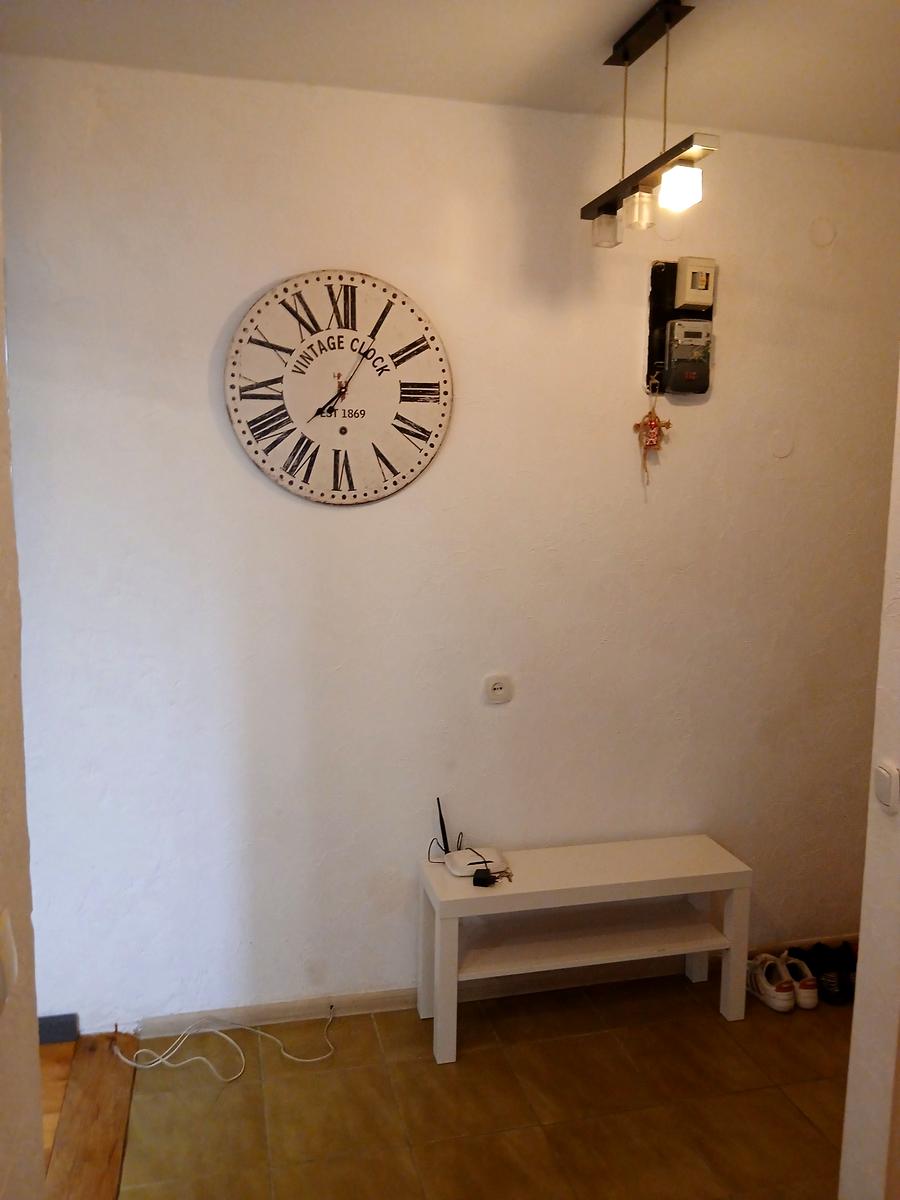 1864616064208100