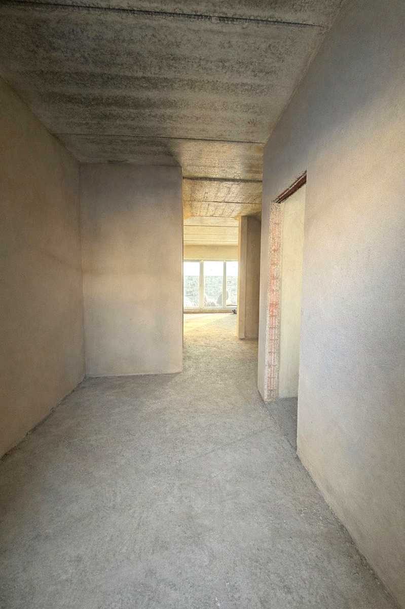 1864619262418904