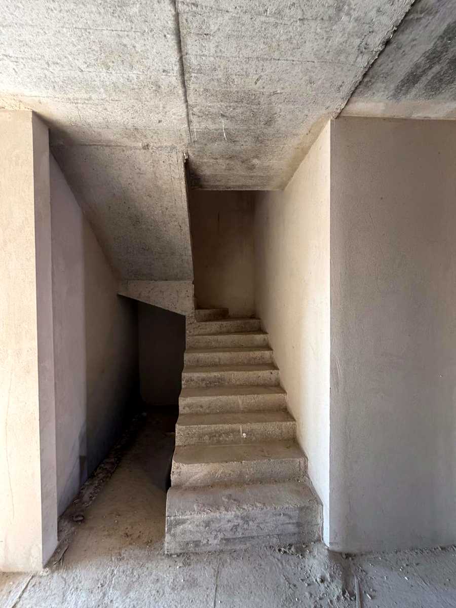 1864619262896756