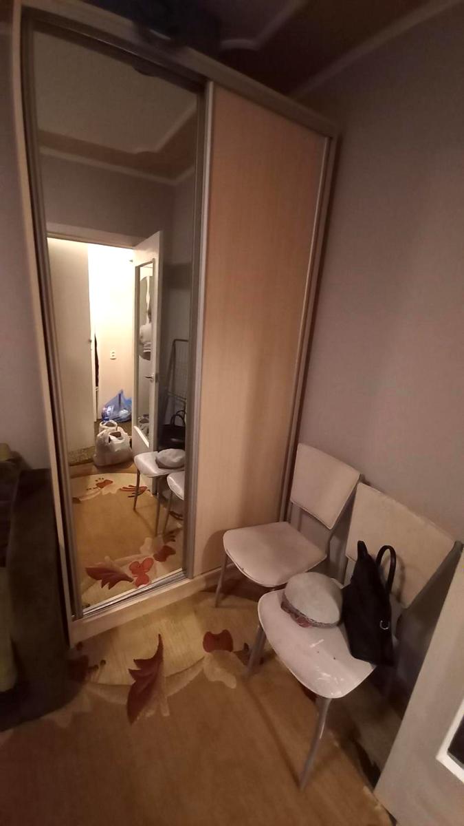 1864622350454351