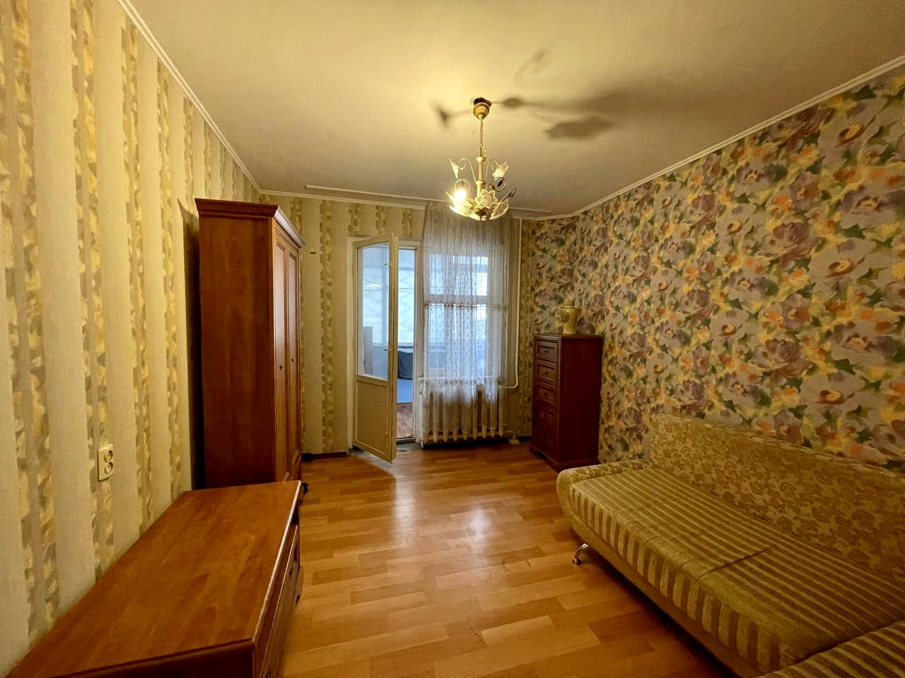 1864625040216945