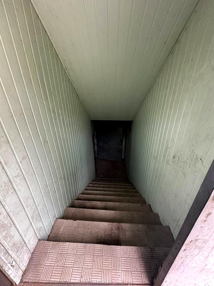 1864626434111076