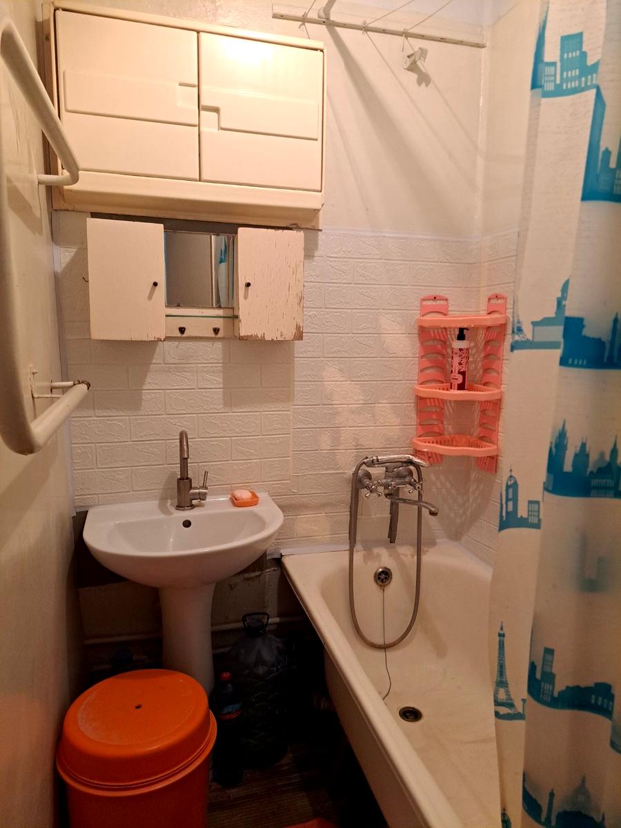 1864626774709630