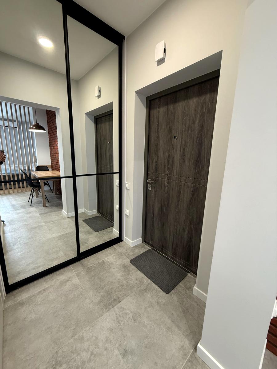 1864627592724667