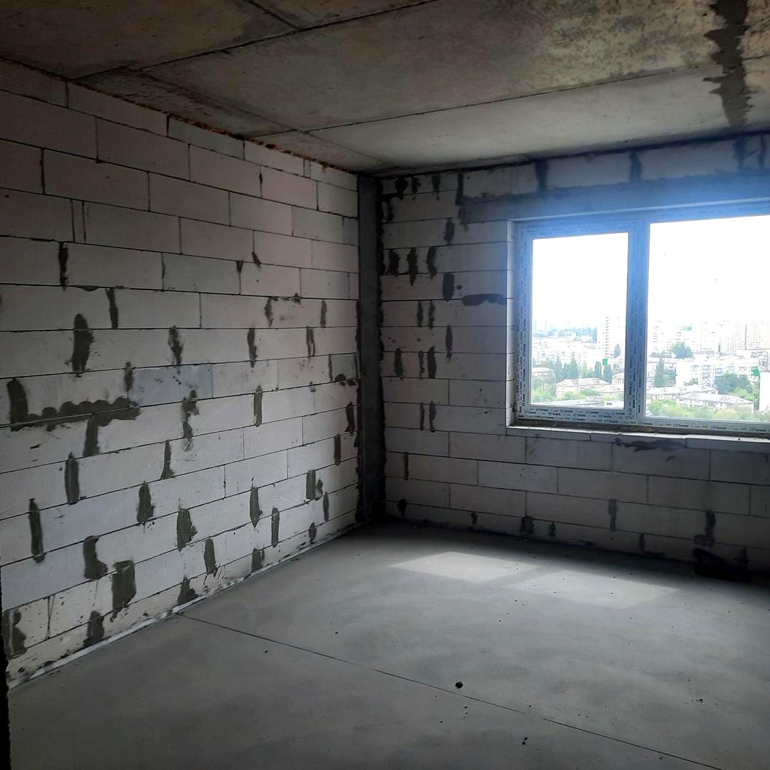 1864628051564374