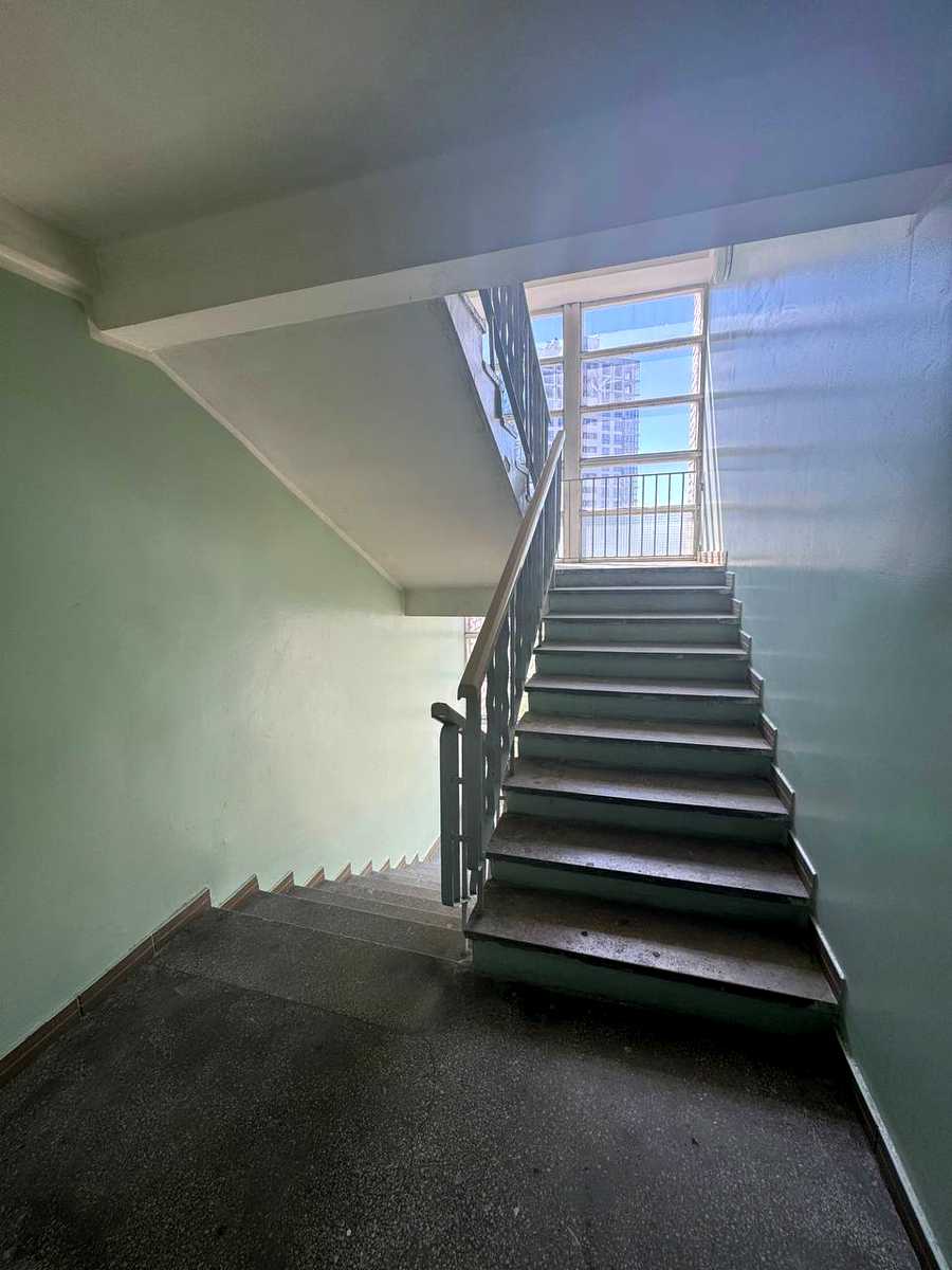 1864636393411850