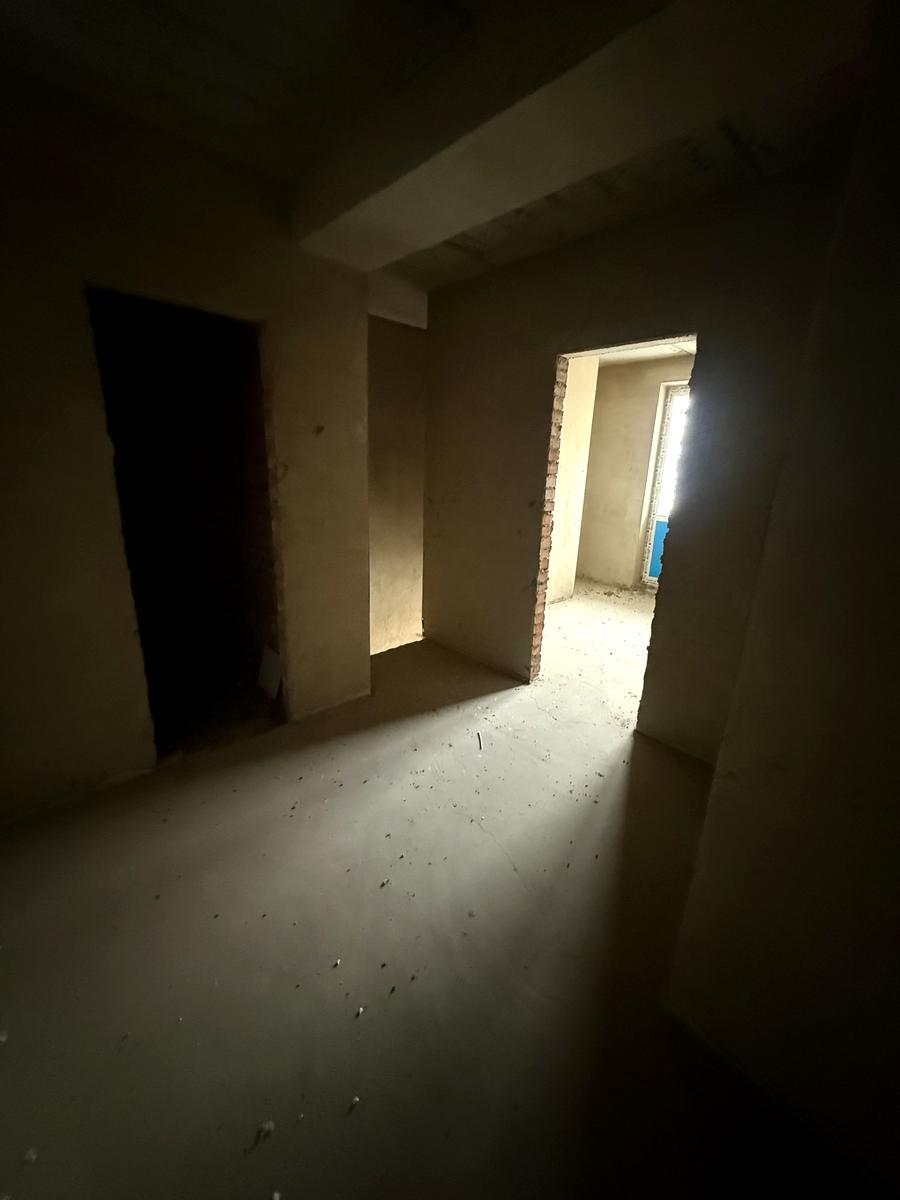 1864640972084100