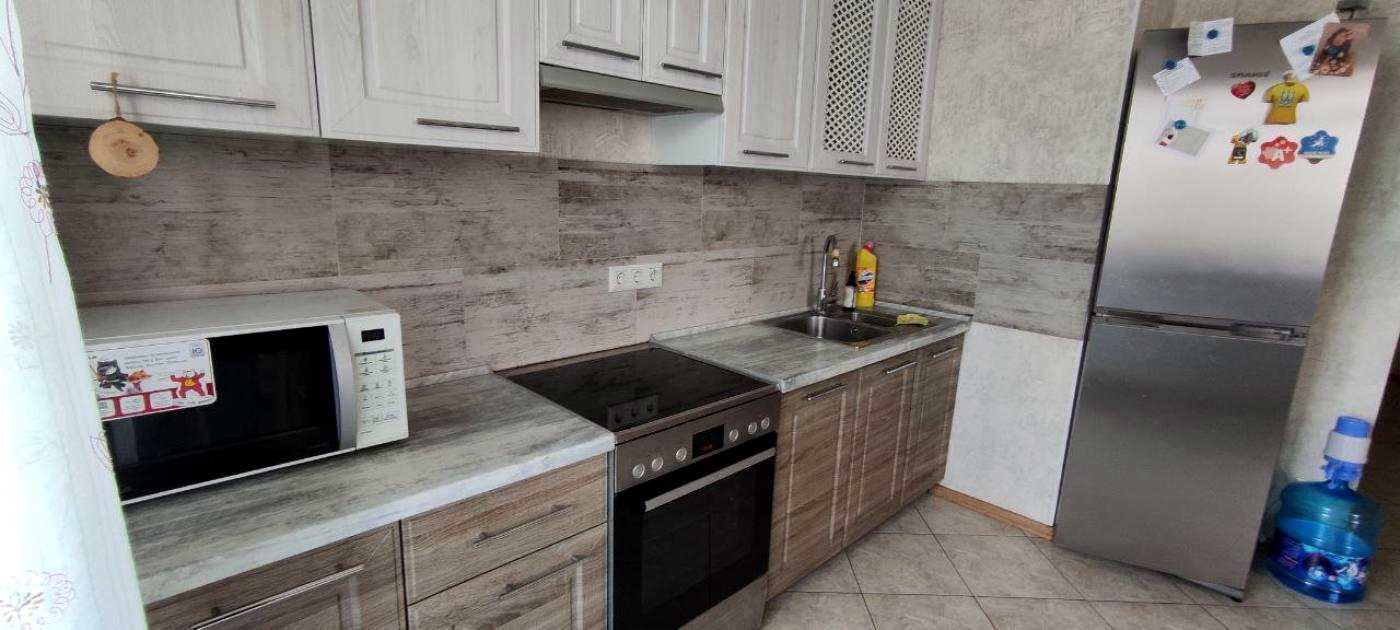 1864691101248604