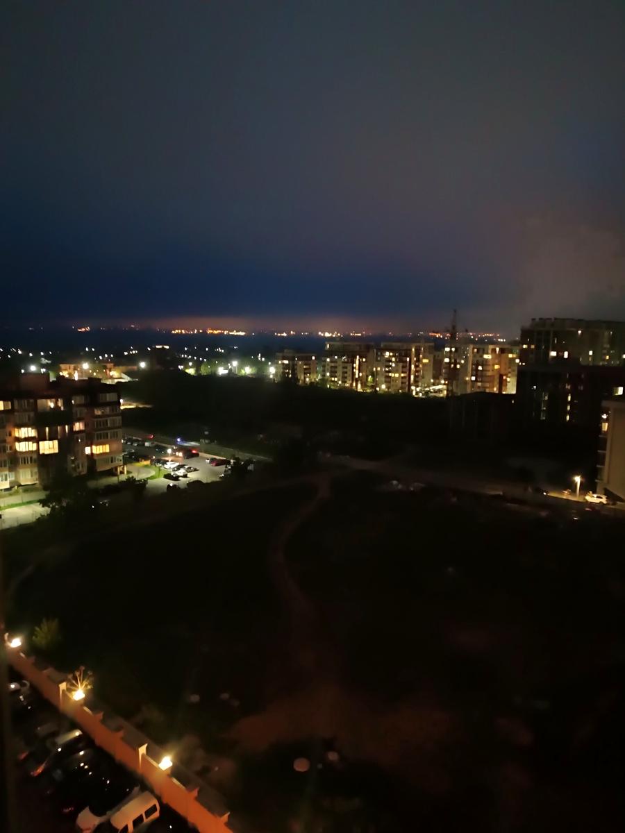 1864698301041333