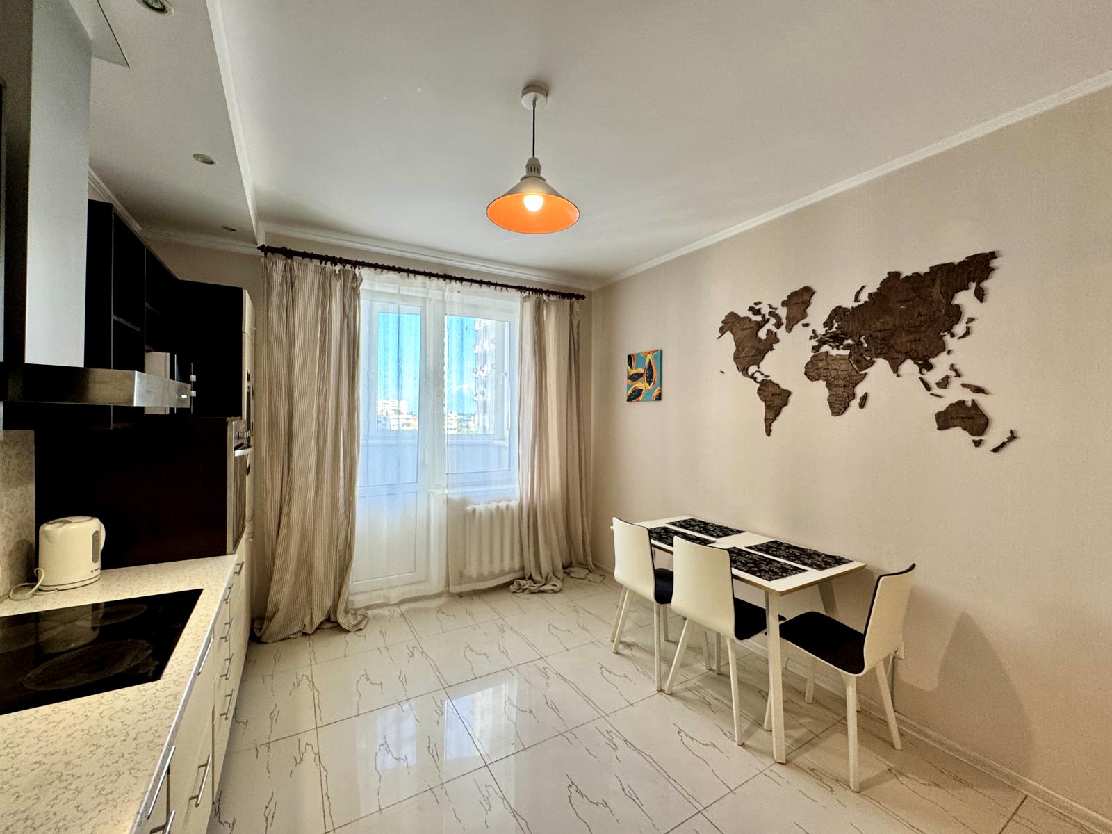 1864704557921922