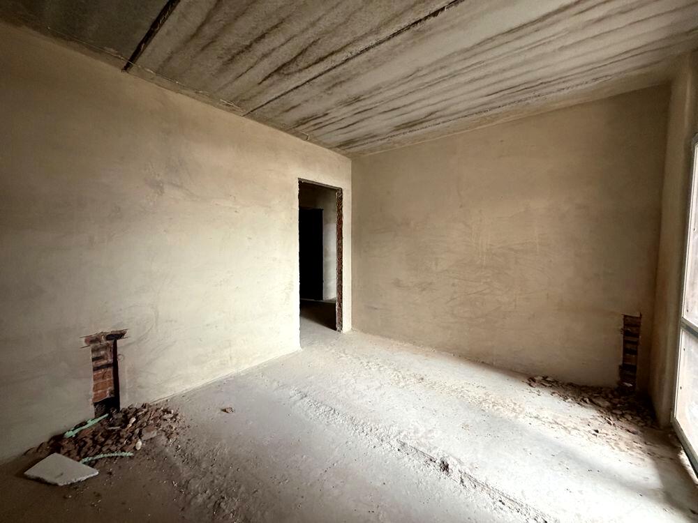 1864730332769846
