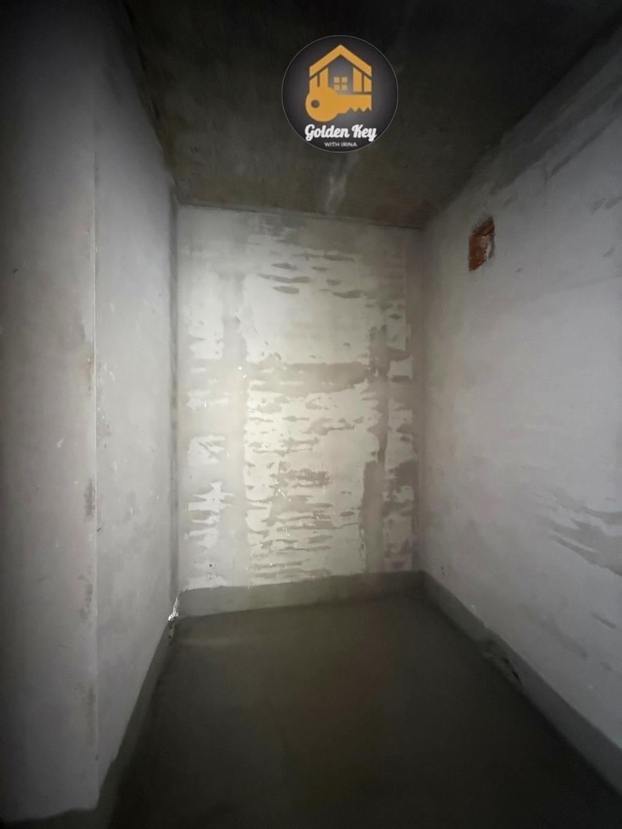 1864744526137440