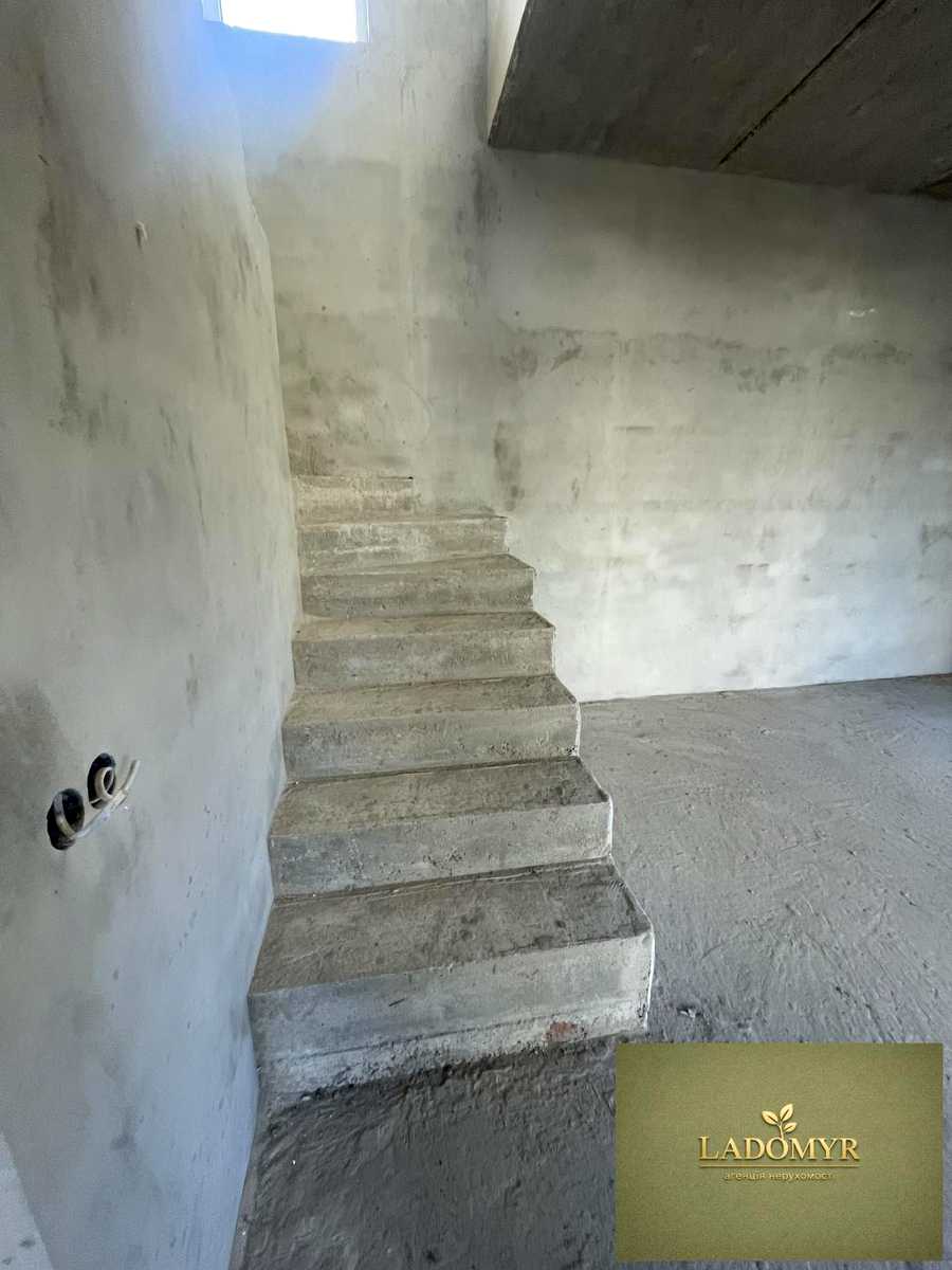 1864787683404993.jpg
