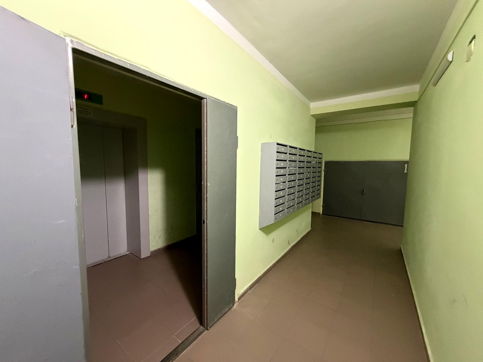 1864790131510054