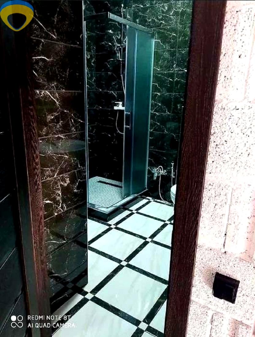 1864793077568703