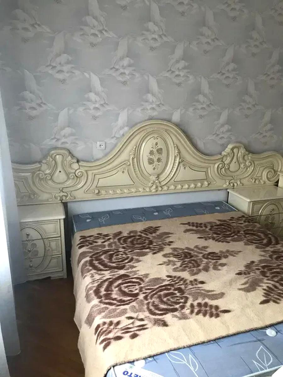 1864799264922762