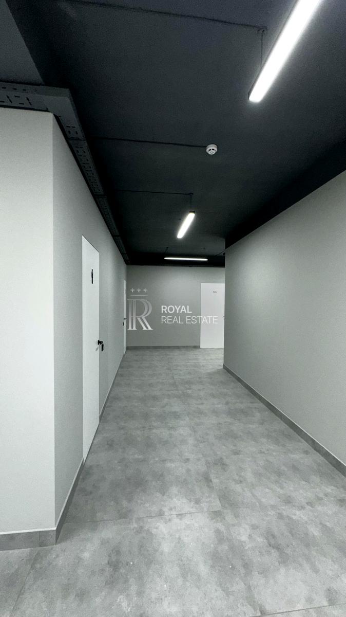 1864834501405807