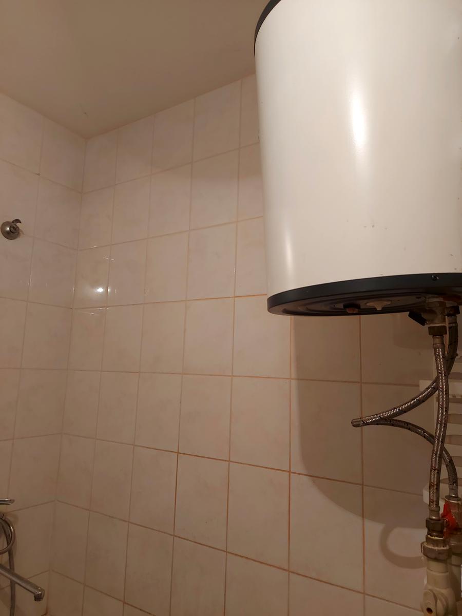 1864869258289204
