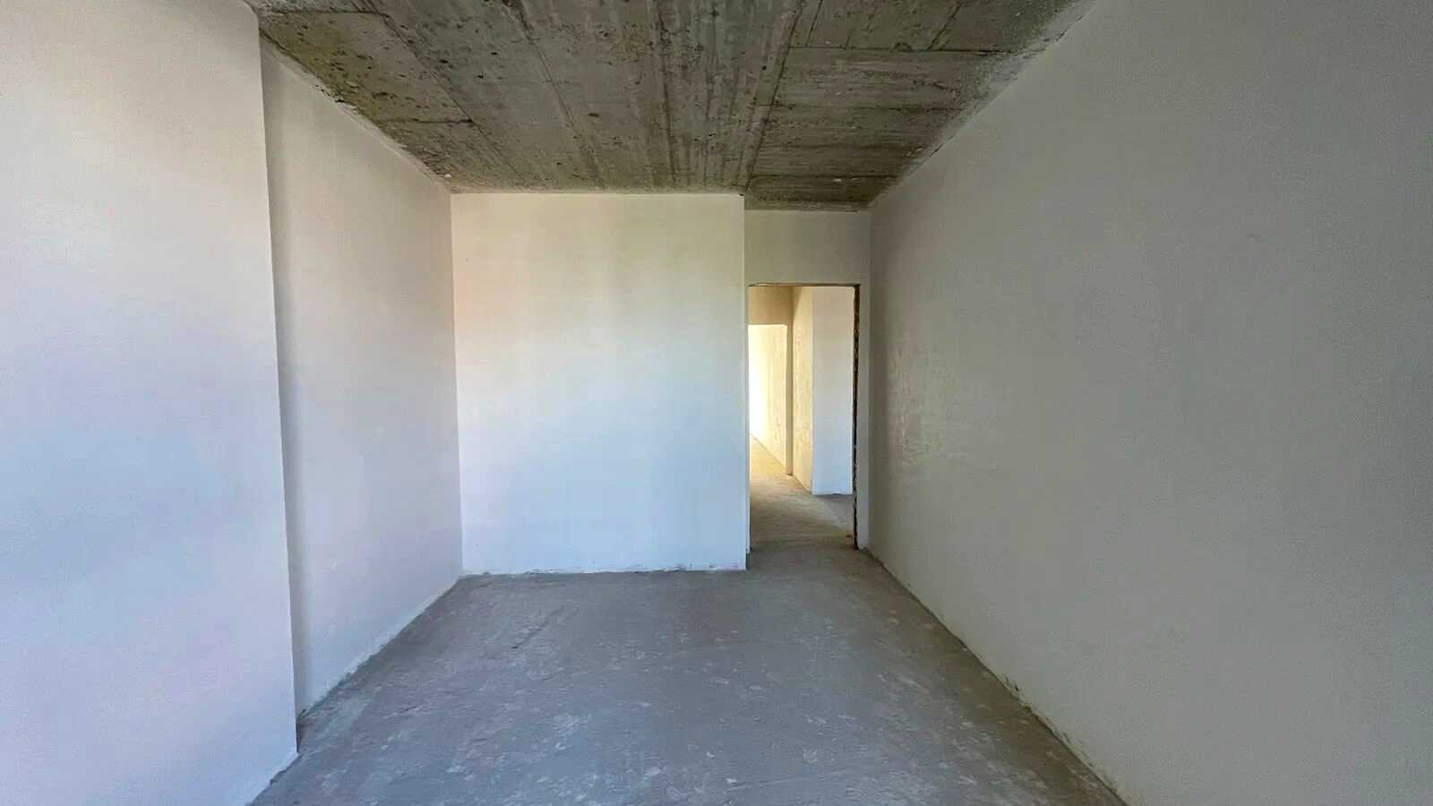1864875104807319