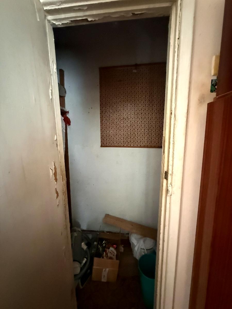 1864877872653638