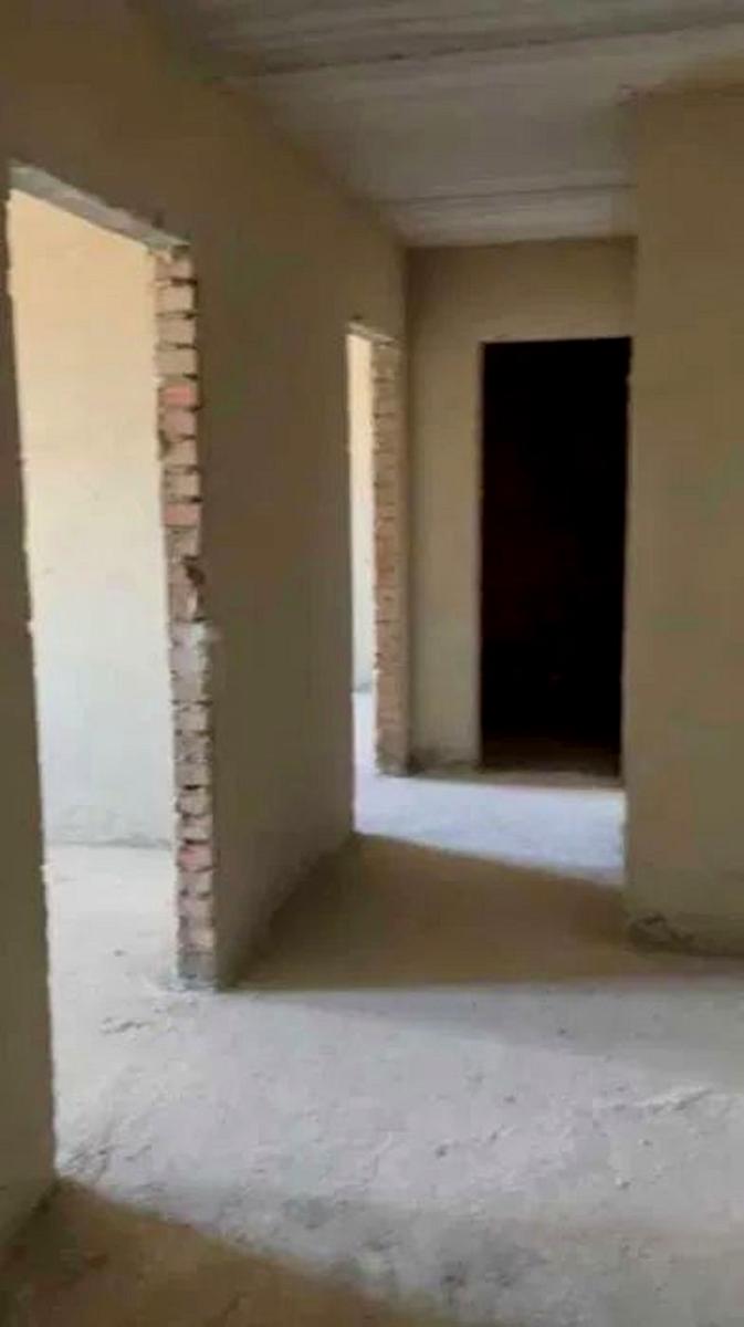 1864878953111653