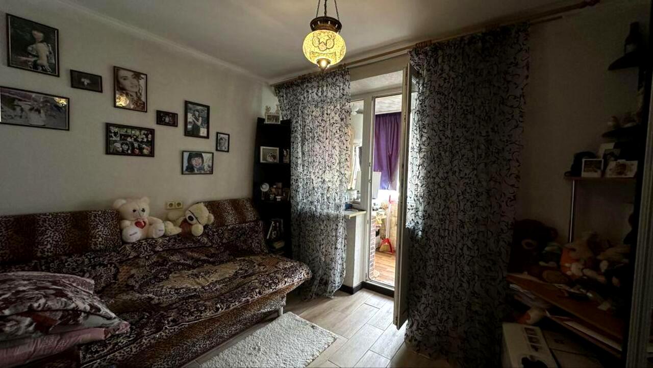 1864879267149804