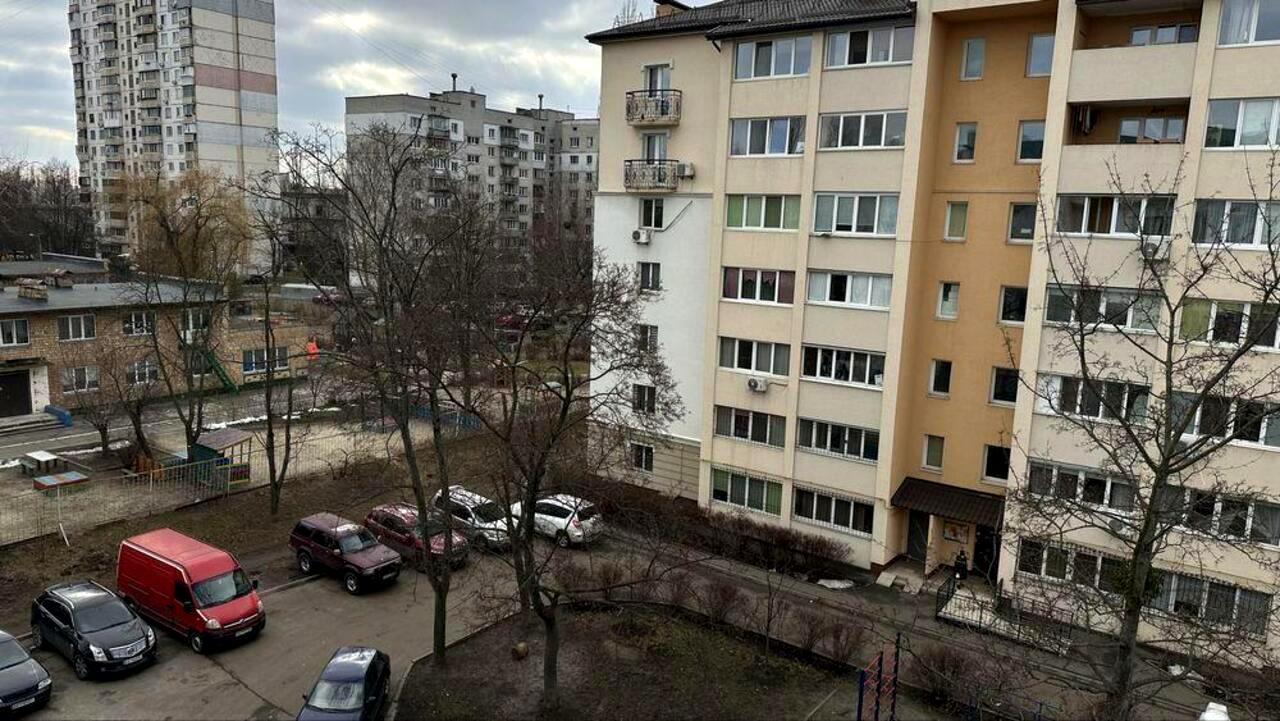 1864879267586721
