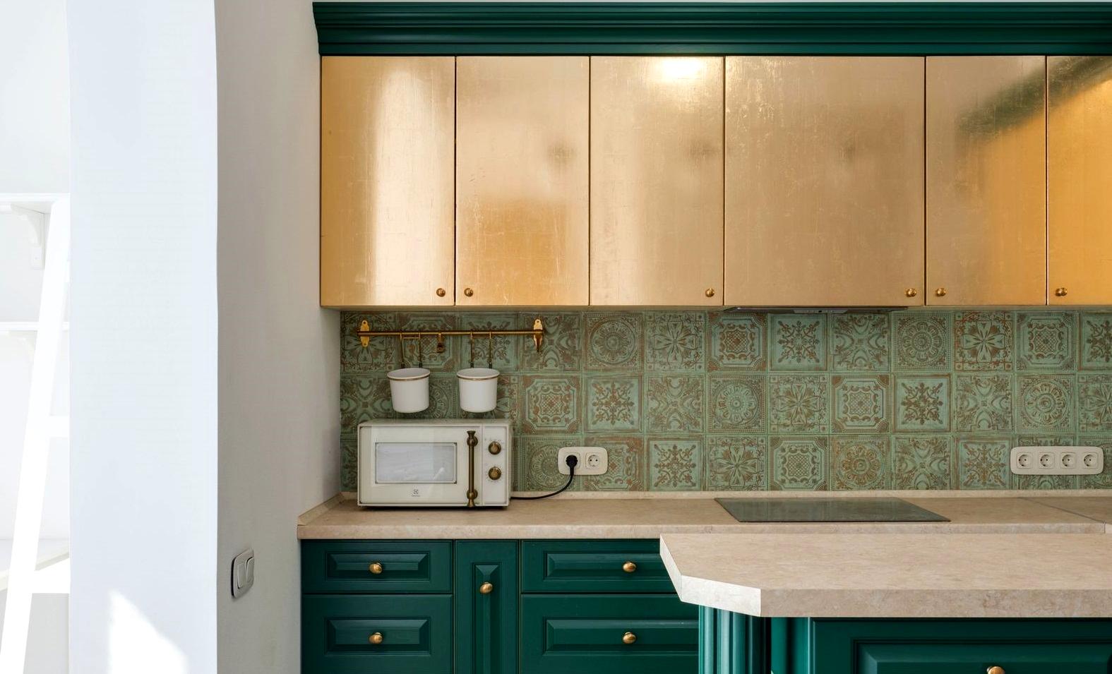 1864883130089323