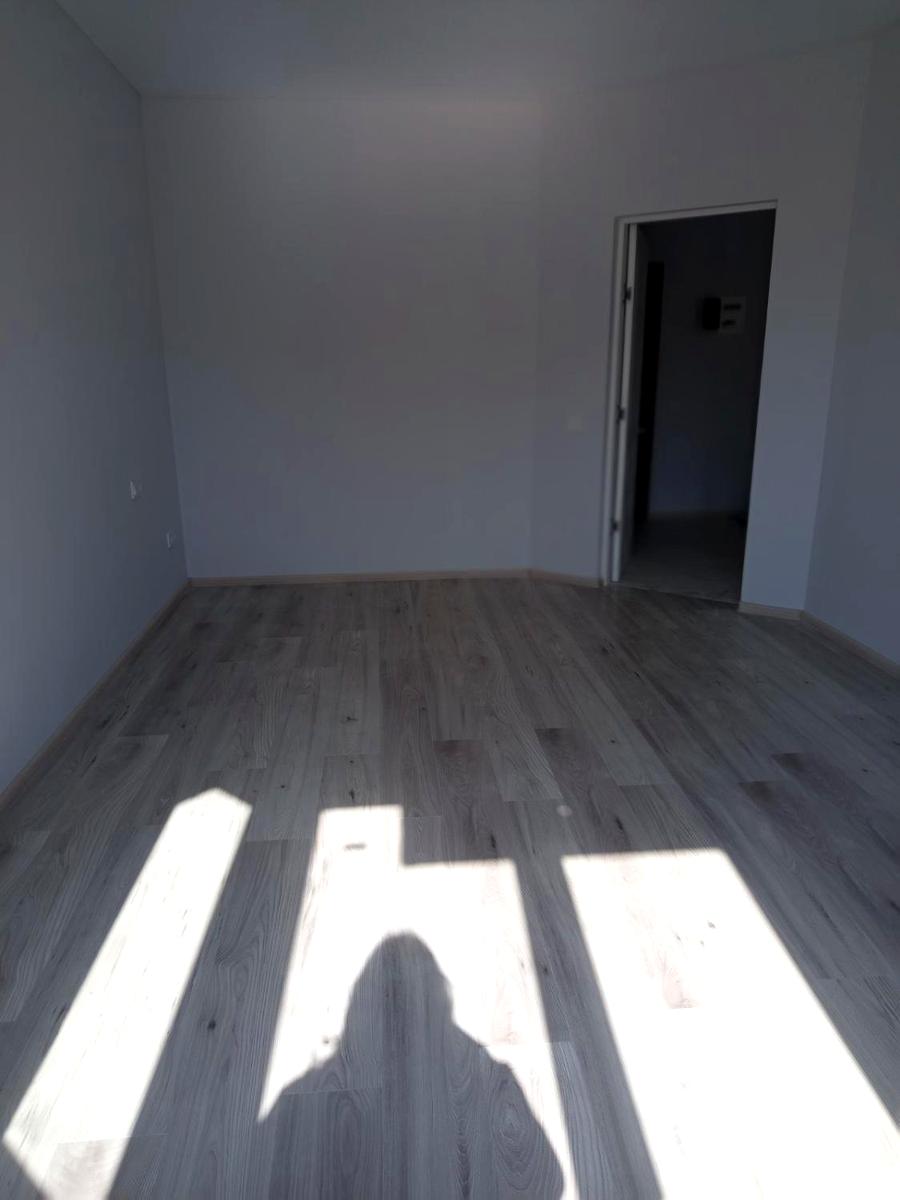 1864883472499518