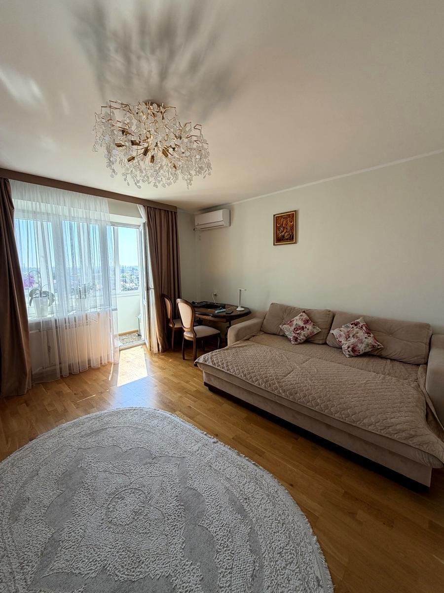 1864884530346731