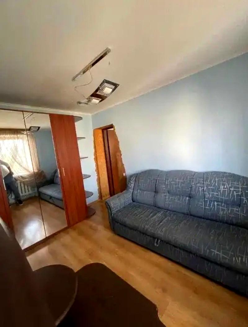 1864884943521901