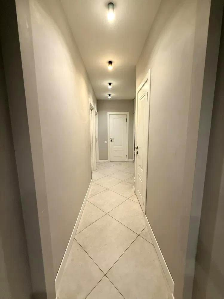 1864886572620980