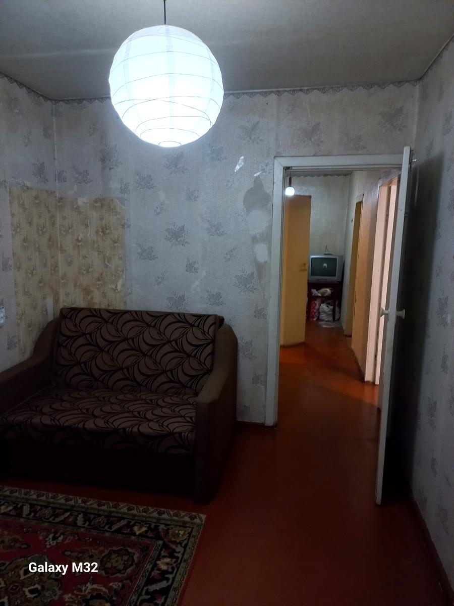 1864888528217925