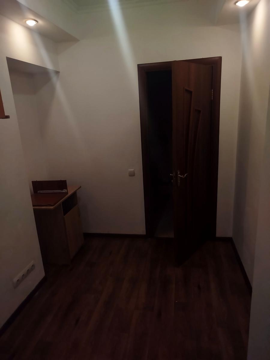 1864888639163751