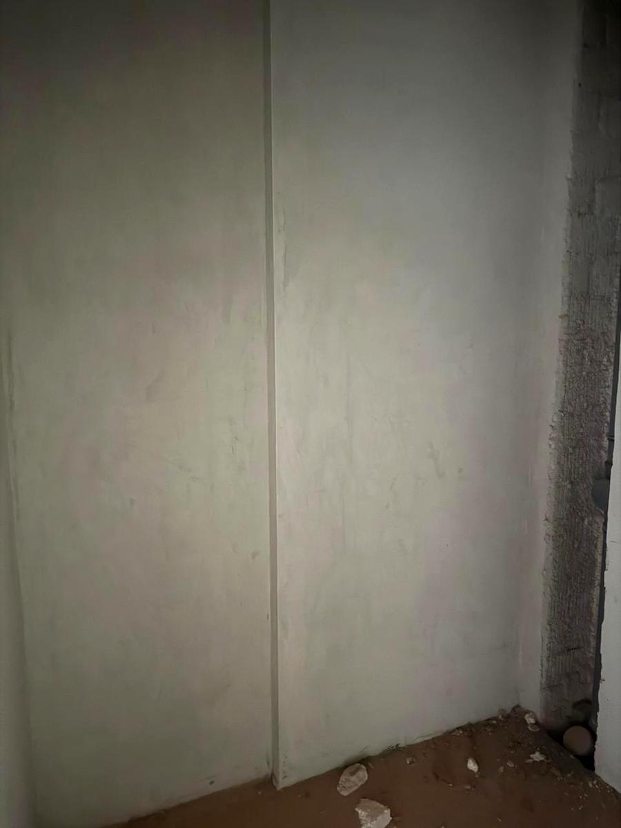 1864890084057493