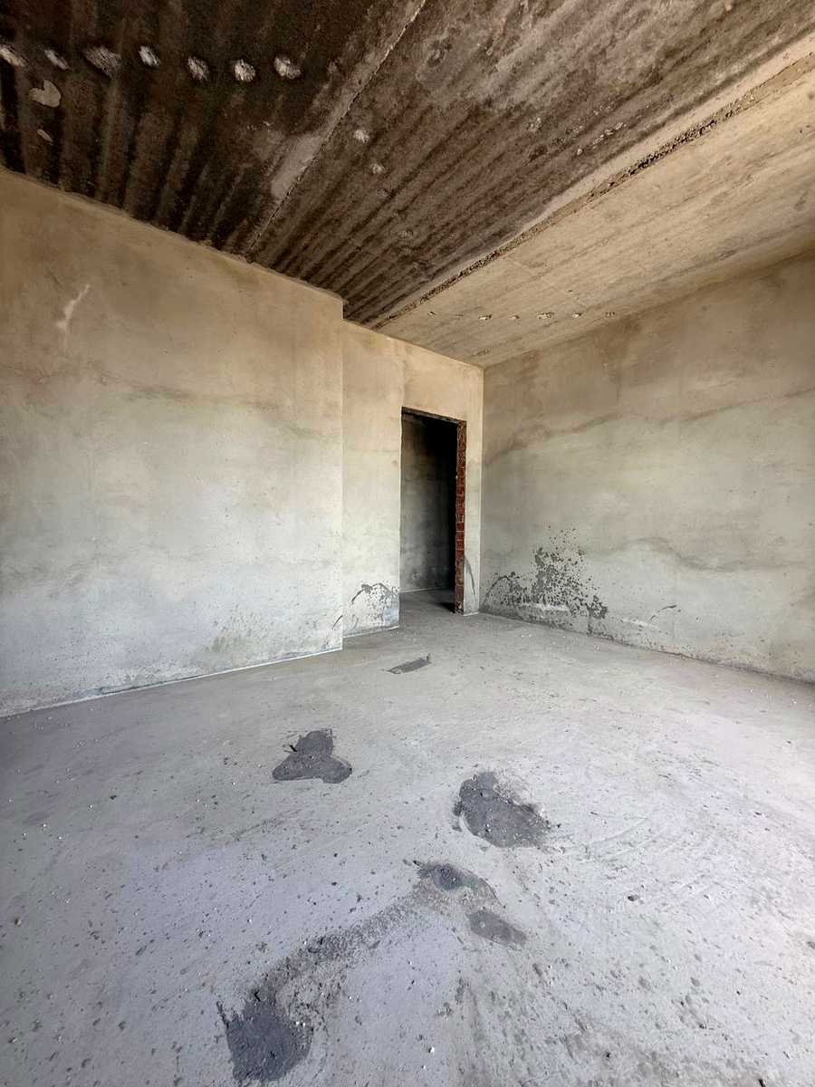 1864895874832737