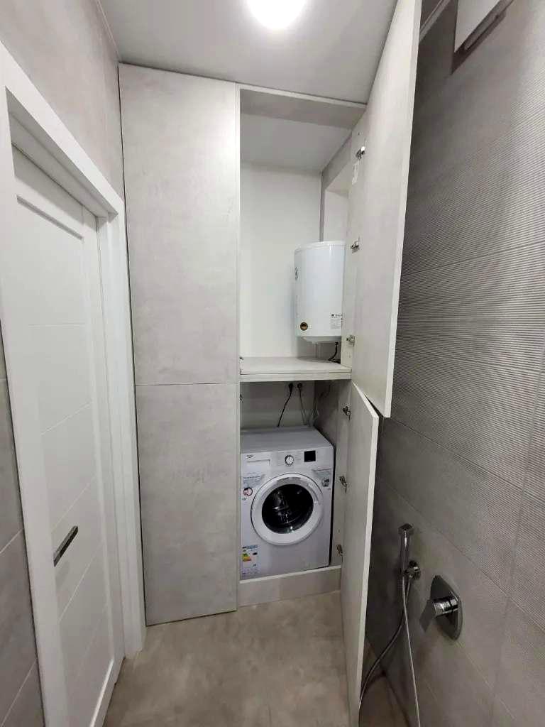 1864900014142398