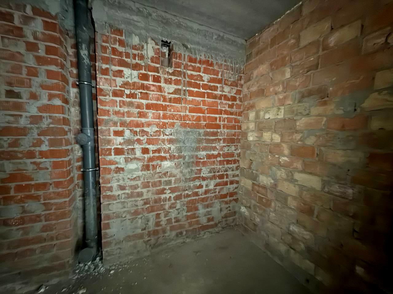1864900766791740