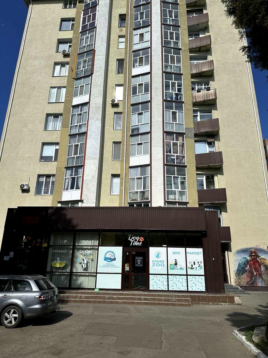 1864915647356860