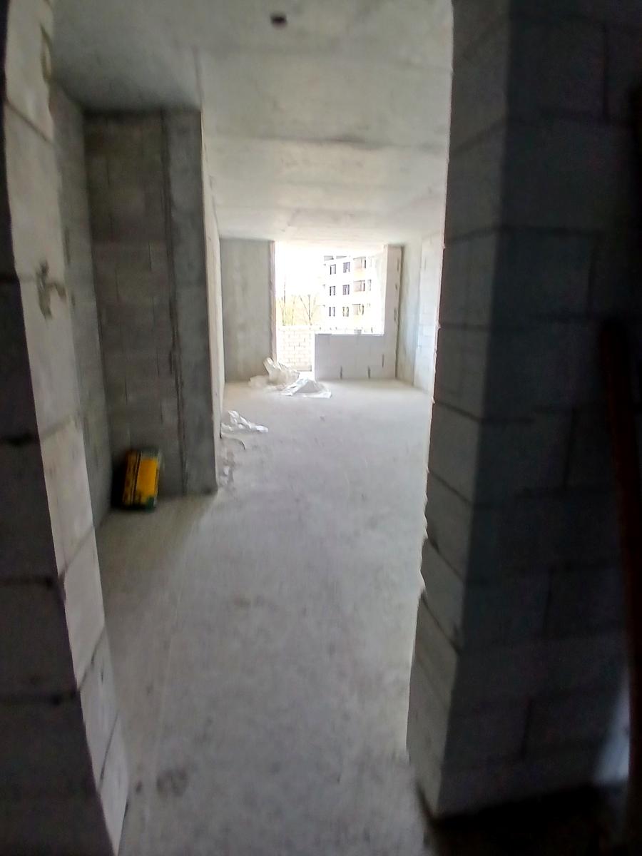 1864917464576325