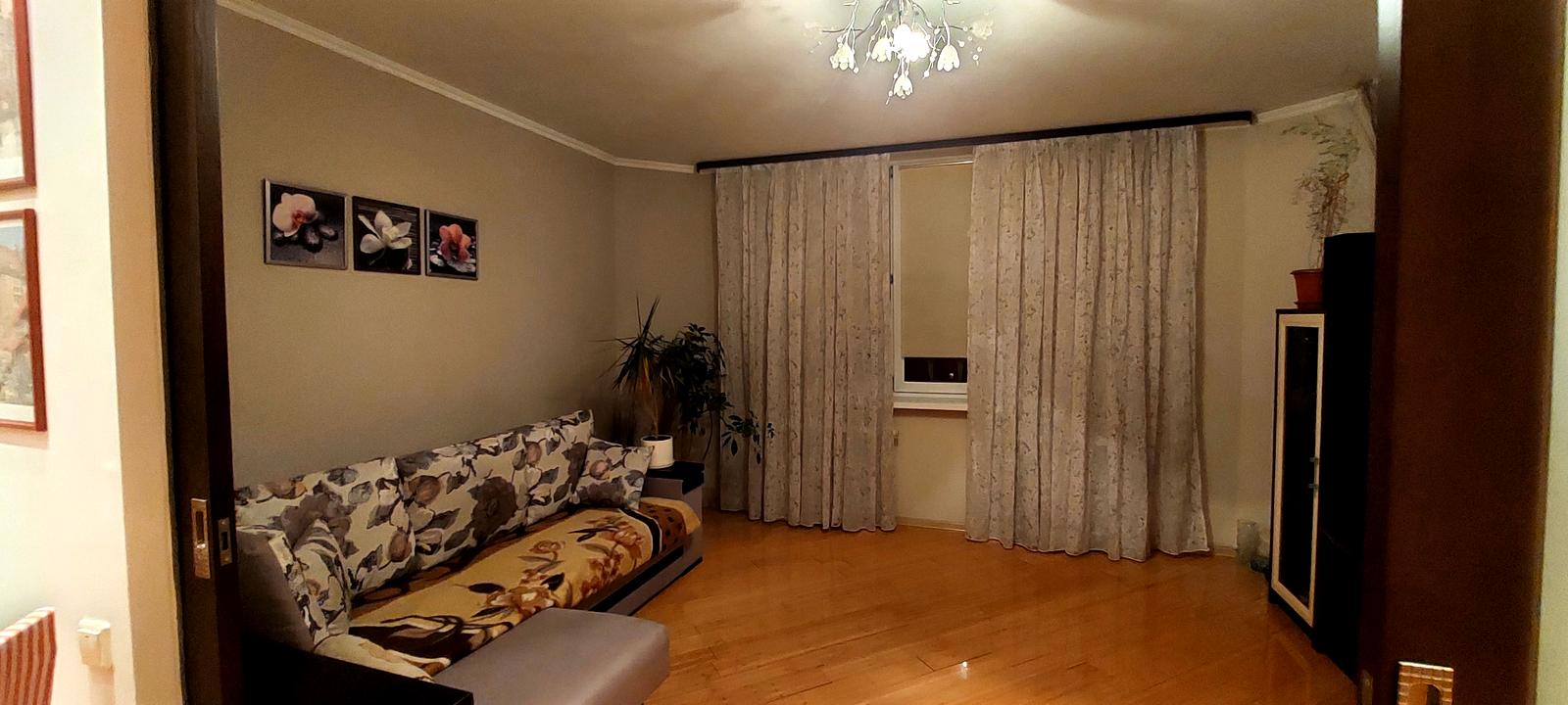 1864917661766831